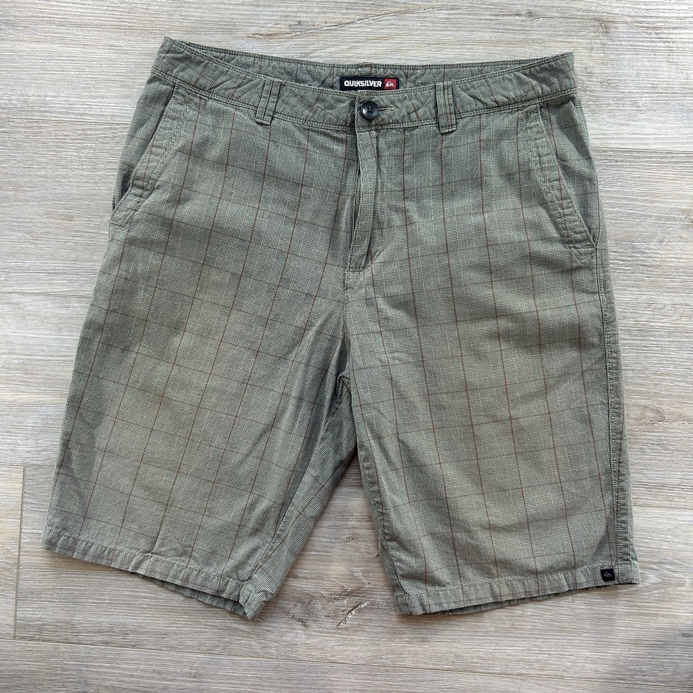 QUIKSILVER‎ Men's 32 Plaid Brown Polyester Blend Casual Shorts Skate Surf